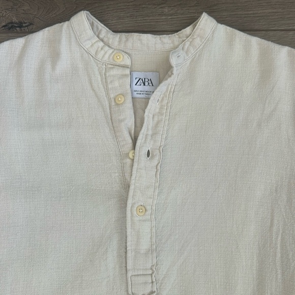 ZARA * Cotton/Linen Blend * Half Button Up * Tan * Long Sleeved Top * Size Small - Picture 3 of 6
